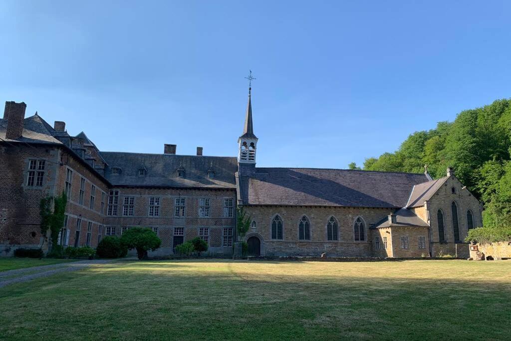 Villa Abbaye Notre-Dame Du Vivier - Le Bief Du Vivier Namur Exterior foto