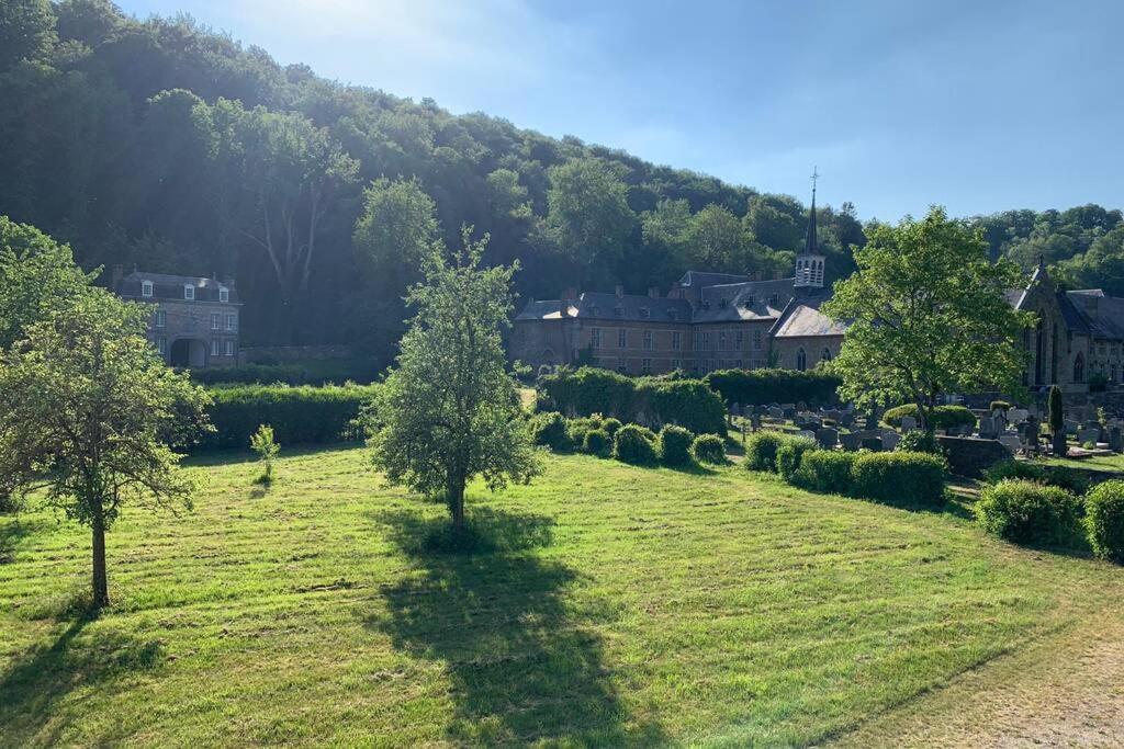 Villa Abbaye Notre-Dame Du Vivier - Le Bief Du Vivier Namur Exterior foto