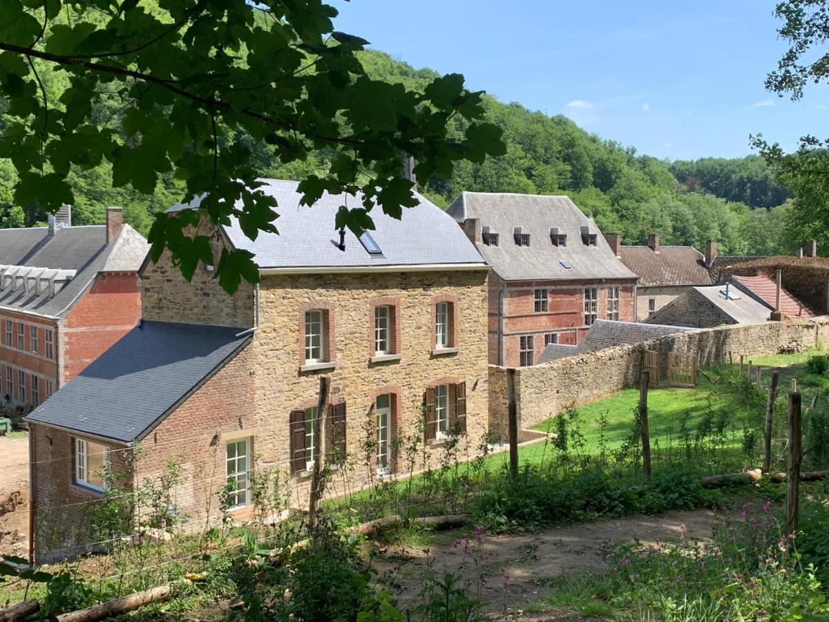 Villa Abbaye Notre-Dame Du Vivier - Le Bief Du Vivier Namur Exterior foto